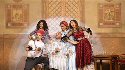 افتتاح العرض المسرحي 