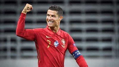 رونالدو يفوز بجائزة هداف اليورو رغم خروجه من دور الـ16