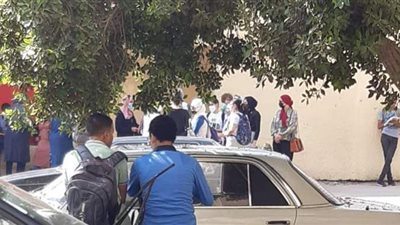 16 ألف طالب بالثانوية يؤدون امتحان اللغة الأجنبية الثانية بأسيوط
