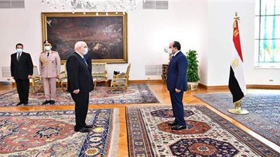 السيسي يشهد حلف اليمين لرئيس هيئة قضايا الدولة الجديد | صور