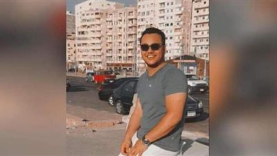 بث مباشر.. غطاس يمارس هوايته المفضلة بعد بتر قدميه بالإسكندرية