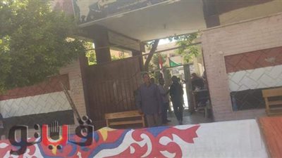 بث مباشر.. توافد الطلاب على اللجان لأداء امتحان اللغة الأجنبية الثانية بالدقهلية