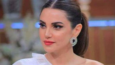 الفنانة درة تتقدم بالشكر للشعب المصري على دعم تونس في أزمة كورونا