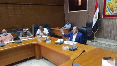 شمال سيناء تبحث رفع الحد الأدنى لأجور العاملين بالسركي واليومية