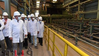 جولة للمستثمرين ورجال الصناعة داخل شركات الإنتاج الحربي