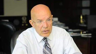 عضو بغرفة صناعة الملابس: المشروعات المتوسطة والصغيرة العمود الفقري للصناعة