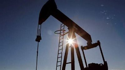 وسط توقعات بنقص المعروض.. ارتفاع أسعار النفط نحو 2%