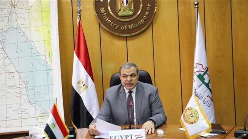 وزير القوي العاملة