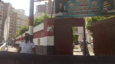 طلاب الثانوية بالدقهلية عن امتحان الجبر والهندسة: 