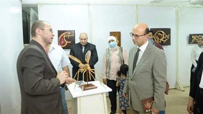 15 قطعة فنية لحياة 