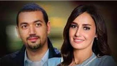 كيف تعيش حلا شيحة مع معز مسعود بعد إعلان ابتعادها عن التمثيل؟