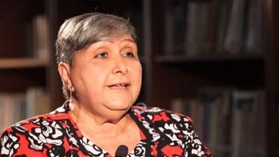 أمينة النقاش: الحكومة لا تتآمر ضد الصحف الورقية