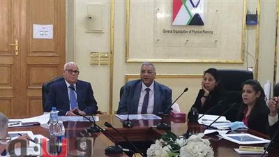 الغضبان ورئيس التخطيط العمراني يستعرضان تحديث المخطط الاستراتيجى لبورسعيد