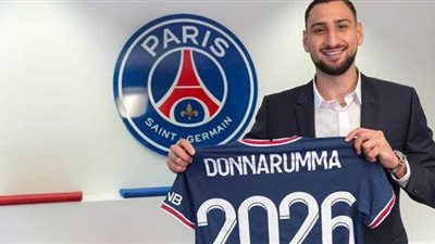 رسميا.. سان جيرمان يضم الحارس الإيطالي دوناروما