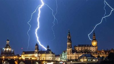 منسوب المياه وصل لرقم قياسي.. عواصف رعدية وفيضانات عارمة تضرب ألمانيا