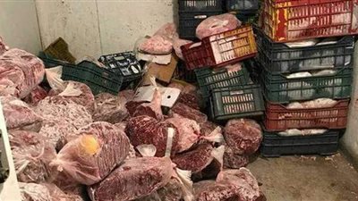 قبل عيد الأضحي.. مصادرة 5 أطنان لحوم ولانشون فاسدة بالقليوبية