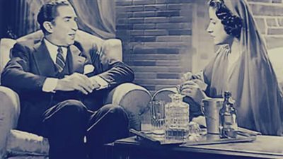 حبيبات بدون عدد و3 زوجات.. المرأة في حياة يوسف وهبي