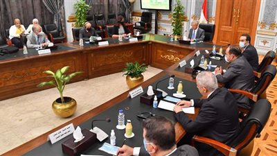 رئيس النواب يستقبل وفدا شبابيا من قبرص واليونان ضمن مبادرة إحياء الجذور