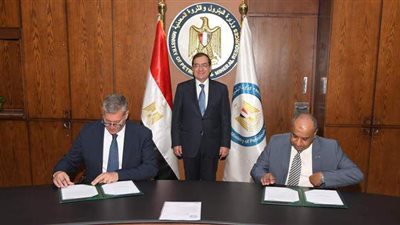 وزير البترول يبحث تطوير التعاون مع شلمبرجير العالمية