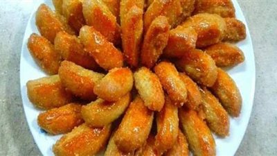 ناعمة ومزبدة.. طريقة عمل رموش الست