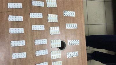 حبس عاطلين بحوزتهما 181 ألف قرص مخدر أثناء ترويجها