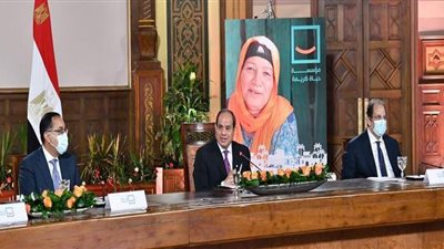 السيسي يعرب عن تقديره لرجال الأعمال.. ويؤكد: تطوير الريف نقلة نوعية كبيرة لمصر