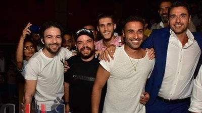 أحمد فهمي يروج لفيلمه الجديد «العارف»