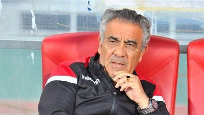 بعد لدغة نصف النهائي.. مدرب الوداد المغربي يحذر الأهلي من كايزر تشيفز