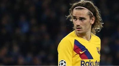 جريزمان يوافق على تخفيض راتبه من أجل أتلتيكو مدريد