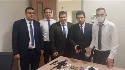 سجائر ماريجوانا وحلوى بالمخدرات.. أغرب محاولة تهريب مواد مخدرة بمطار القاهرة