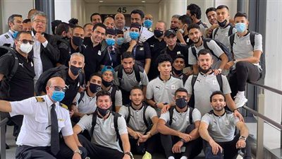 اللقطات الأولى لبعثة منتخب مصر الأولمبي في طوكيو | فيديو وصور