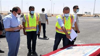 تفقده السيسي اليوم.. تعرف على مشروعات تطوير شبكة محاور وطرق الساحل الشمالي