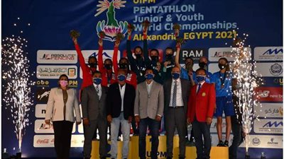وزير الرياضة يشهد نهائي الفردي وفرق الناشئات ببطولة العالم للخماسي الحديث