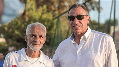 دوري أبطال أفريقيا | مشجع مصري يروي حكاية ٤٣ سنة في تشجيع الأهلي بالمغرب