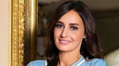 عمرو أديب يفتح النار على حلا شيحة: الفار بيلعب في عبي.. مش صدفة