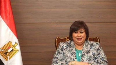 وزيرة الثقافة تهنئ صناع فيلم ريش بعد حصوله على الجائزة الكبرى في مهرجان كان