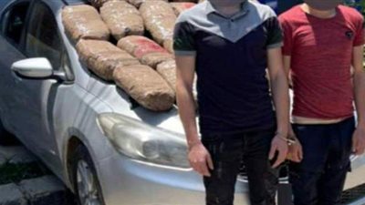 العثور على 50 كيلو لمخدر البانجو داخل سيارة بدمياط