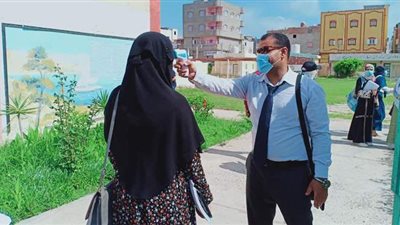 إصابة 3 طالبات بإغماءات وتشنجات أثناء امتحان الكيمياء بكفر الشيخ