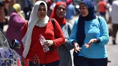 بث مباشر.. تباين آراء طلاب الثانوية العامة بعابدين حول امتحان الكيمياء | فيديو