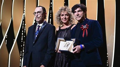 جوائز كان 2021.. ليو كاراكس أفضل مخرج و