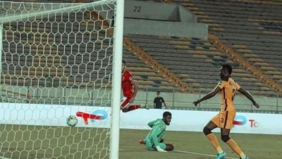 بعد التتويج بالعاشرة.. محمد شريف يسجل 6 أهداف أفريقية مع الأهلي