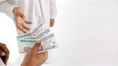 إتيكيت العيدية وتوزيع الأضاحي في العيد