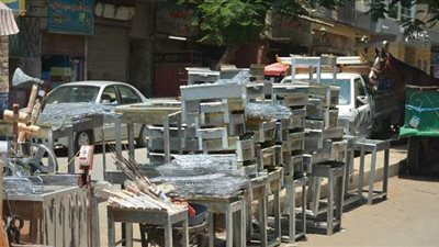 بث مباشر موسم اللحمة.. أسعار شوايات الفحم والسكاكين في منطقة السيدة زينب