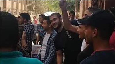 بث مباشر.. طلاب الثانوية بالمنوفية: هندعي على الوزير في صلاة العيد