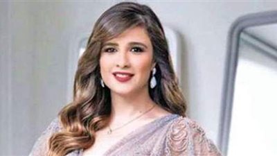 تفاصيل حجز الفنانة ياسمين عبد العزيز في العناية المركزة