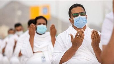 شروق شمس عرفات .. الحجاج يتوجهون للركن الأعظم