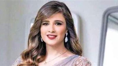 ياسمين صبري تدعو لـ ياسمين عبد العزيز