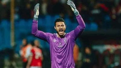 مدرب حراس الأهلي: هذا ما فعله الشناوي بعد خطأيه بالدوري