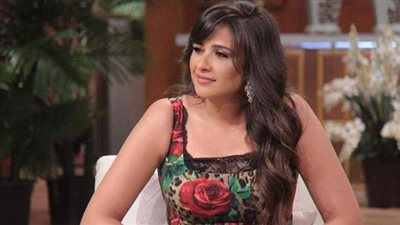 بعد غموض حالتها.. طلب عاجل من عمرو أديب للمستشفى الذي تعالج فيه ياسمين عبد العزيز