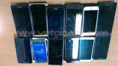 بالصور.. إحباط محاولة تهريب هواتف «سمارت فون» بمطار الغردقة